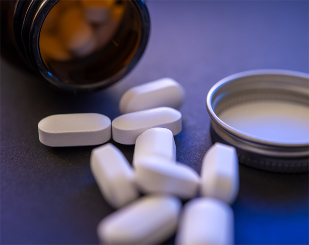 Medicinoverforbrugshovedpine opstår ved langvarigt brug af smertestillende medicin og kræver udtrapning for at bryde den onde cirkel.