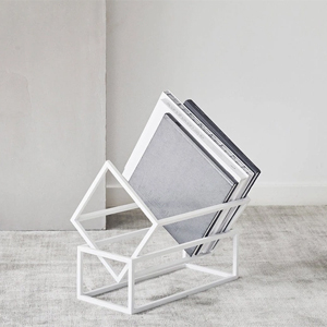 Kristina Dam – Book Keeper bogreol til elegant opbevaring
